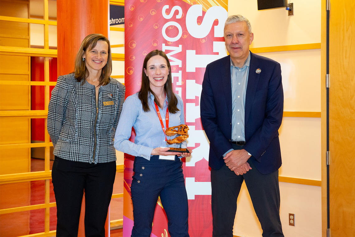 3rd Place Winner Meaghan Perdue stands with William Ghali and Penny Pexman at the 2023 Postdoc Research Slam.