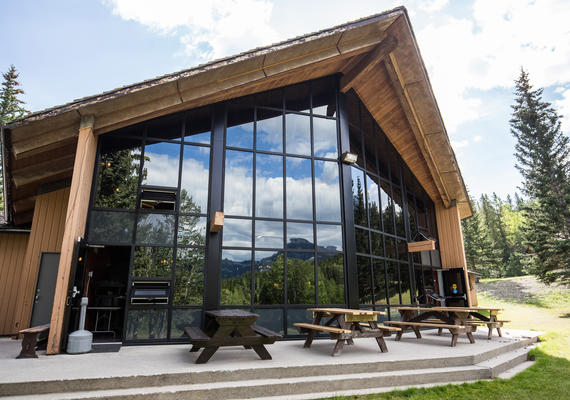 BGI dining hall