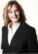 Carrie Leonard headshot