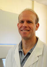 Dr. Scott Weese