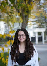 Headshot of Nada Hassanin 