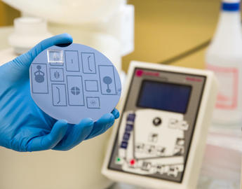 UCalgary research team develops hand-held device for speedy COVID-19 self-testing