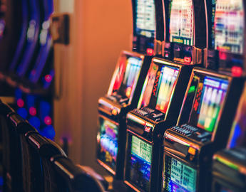 picture of video lottery terminals